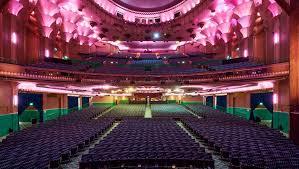 Apollo Victoria Tiyatrosu